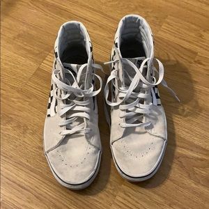Skate high checkered vans